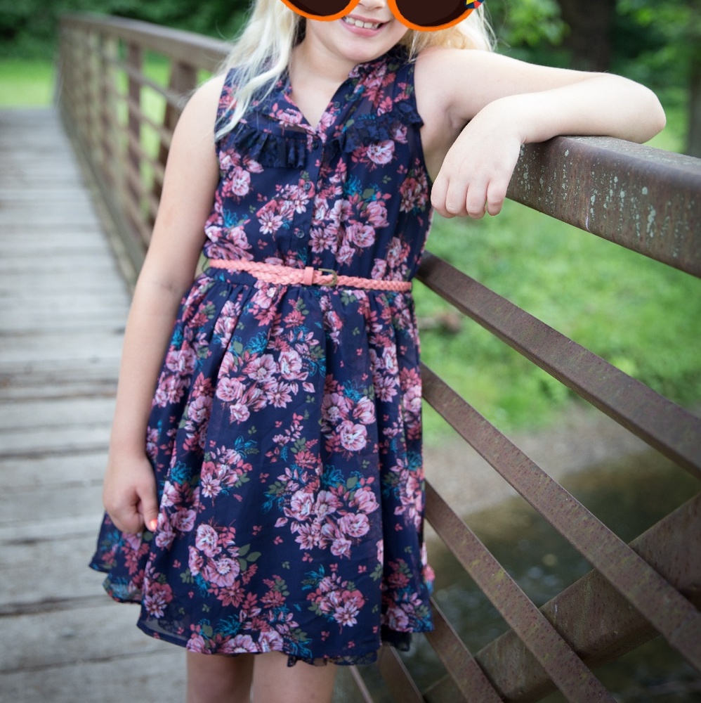 Girls dress